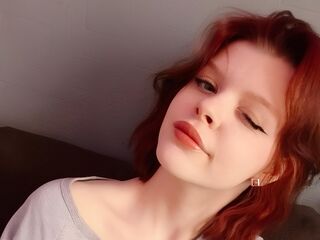 naughty cam girl fingering pussy KiraCurt