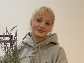 live sex photo KyungMikes