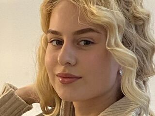 shaved pussy web cam LaniePlewa