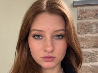 voyeur cam LaraVey