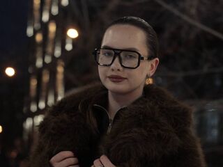 shower livesex LatanyaDunkley