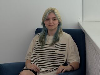 webcamstripper live LauriMagnie