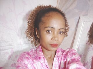 webcam show LayahMorgane