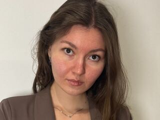 strip show LeilaCoocher