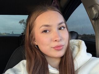webcam strip tease show LexieNastasia