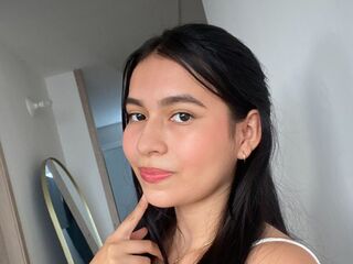 webcamgirl chat room LilaDreams