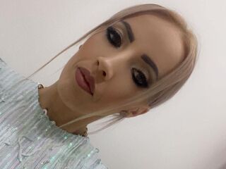 naked cam girl picture LillySun