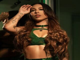 free cybersex LilyHarpers