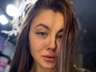 naughty camgirl masturbating with vibrator LinNova