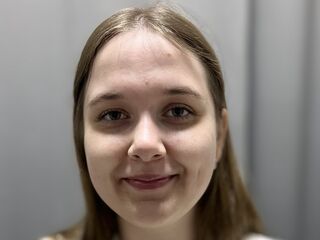 girl webcam naked LindaLeen