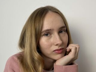 cam chatroom LisetteMaupredi