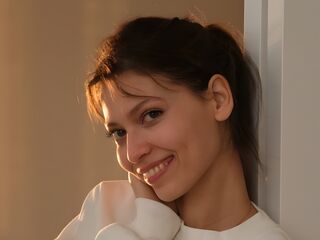 free sex cam LivelyLaurie