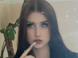 flirt chat room LovellaWalwyn