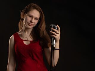 beautiful girl webcam LucettaDainty