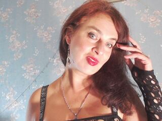 cam girl showing tits LucianaLuxe