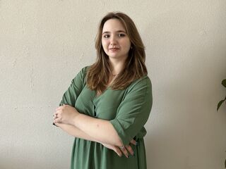 beautiful camgirl LucilleBride