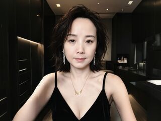 naked girl with webcam fingering pussy LunaYao