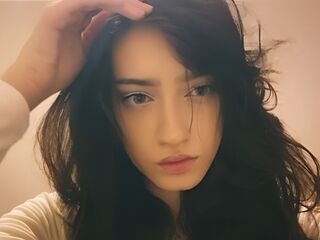 free chatroom MaddieSunflower