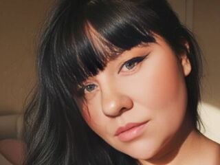 camslut topless MalikaWilsson