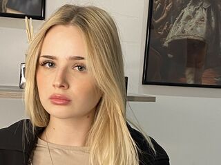 camsex pic MarnieRhyner