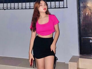 naughty camgirl fingering shaved pussy MaurenPerez