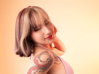 naked camgirl MelodyVox