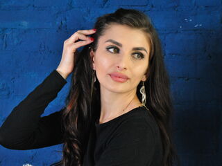 free nude webcam show MilaDevis