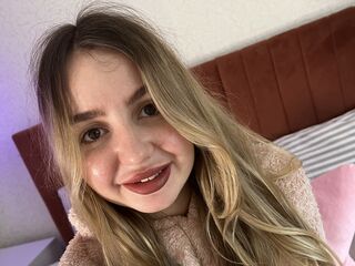 hot strip tease webcam MilaLa