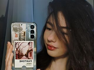 live sex cam picture MitziBreech