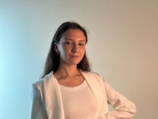 naughty camgirl fingering pussy MonetPregler