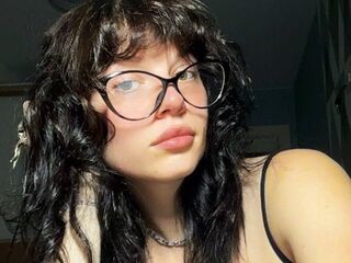dirty cam MonicaDani