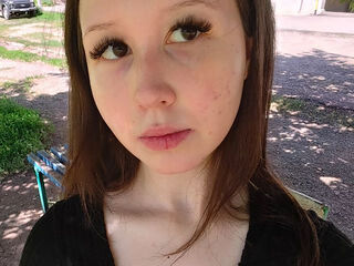 camgirl masturbating with dildo MonicaKim