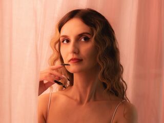 hot cam girl fingering pussy MoonSeraphine