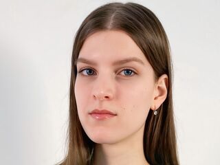 strip tease MyrtieKatula