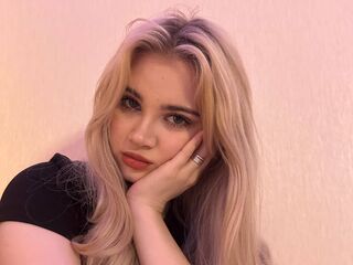 cam girl masturbating with sextoy NakitaLorette