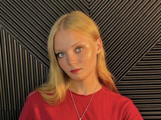camslut fingering shaved pussy NanaJackson