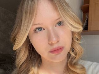 voyeur web cam NanceyMonteverde