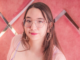 girl cam naked NeluxRiveiro