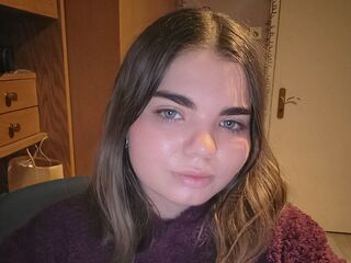 erotic cam video RedaChinzi