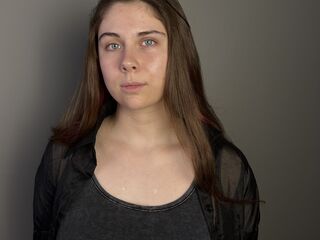 cam girl playing with sextoy RuthLazzaro
