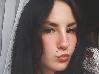 cam girl chatroom SadeLanden