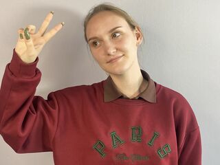 camgirl showing pussy SummerEllie