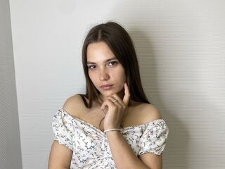 naked cam girl masturbating with dildo TessaMilton