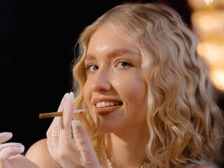 nude camgirl photo TessaSterling