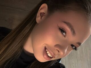 free chatroom TessaSun