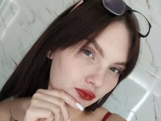 camslut naked TianaHoeft