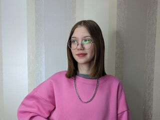 show live TishaTalty