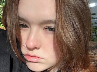 nude camgirl pic TwannaShumate