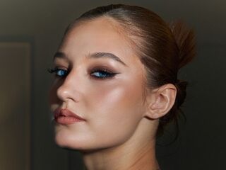 shower web cam VerniaGrenon