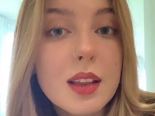 camgirl masturbating WilonaBoothroyd